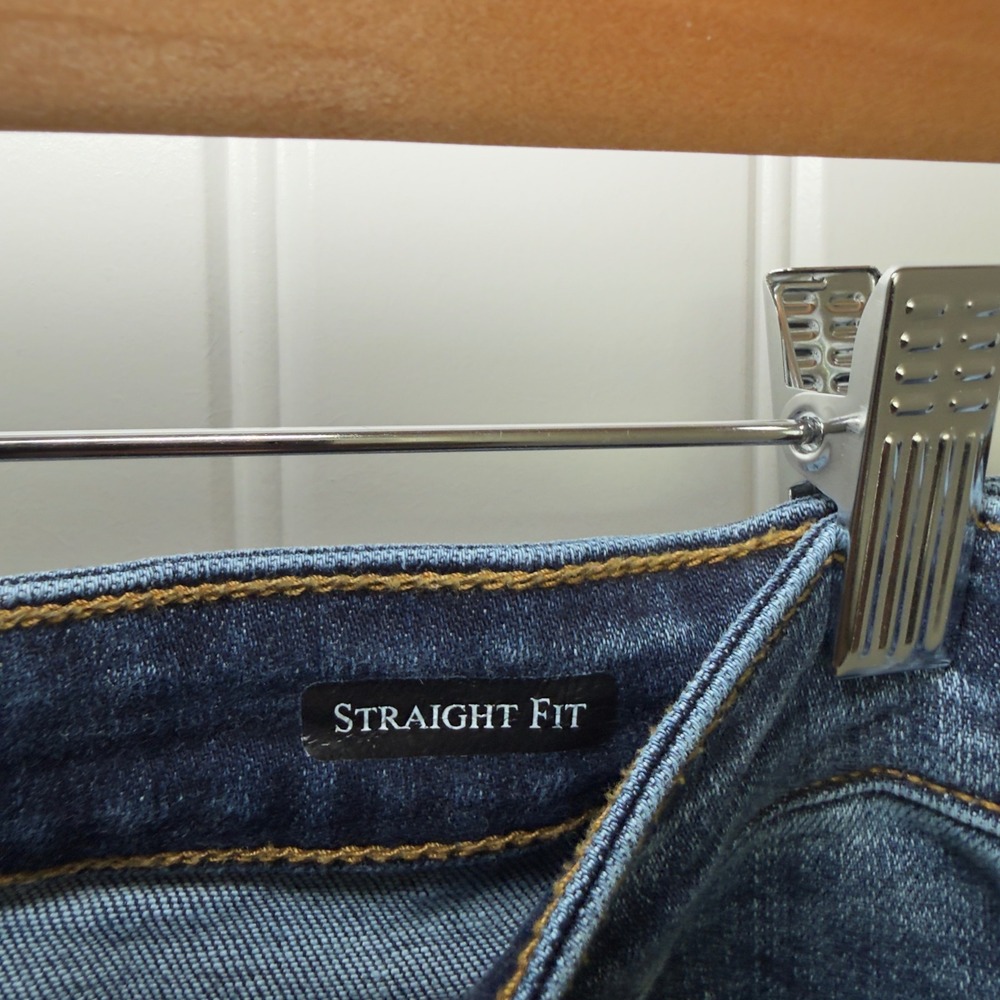 Judy Blue Womens Jeans 15/32 Blue Straight Fit Distressed Frayed Hem Raw Edge - Picture 7 of 10